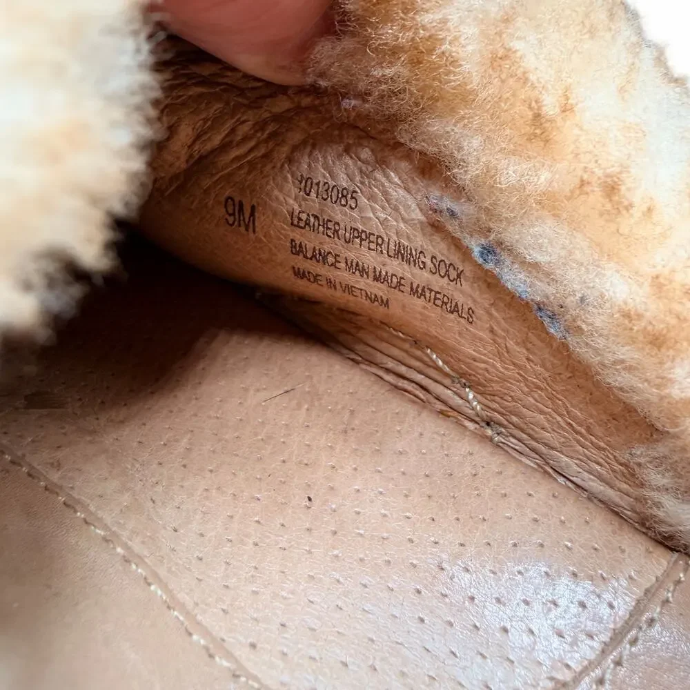 Sofft Brown Leather Shearling Clogs Mules Size 9M Cozy Comfort